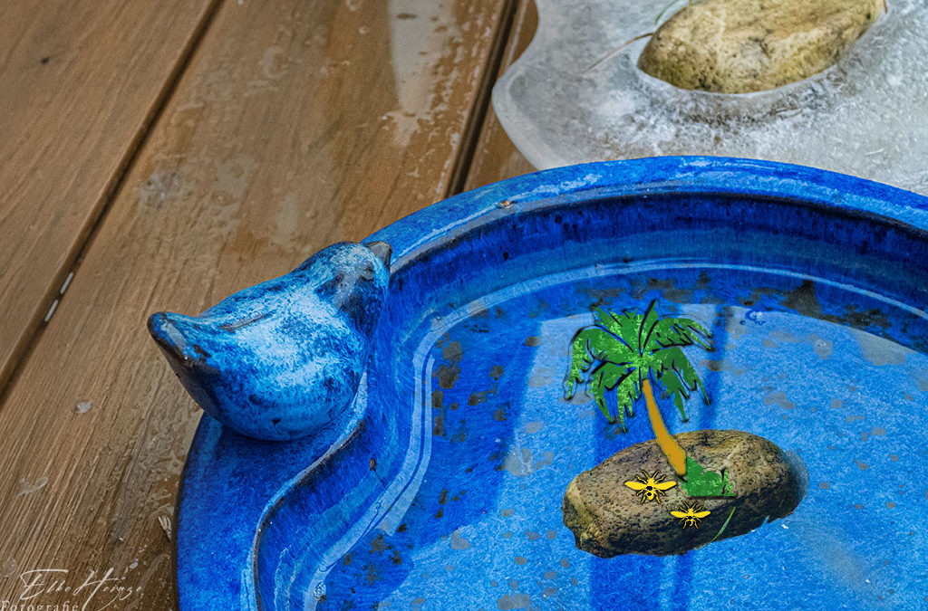 Eisscholle mit Rettungsinsel